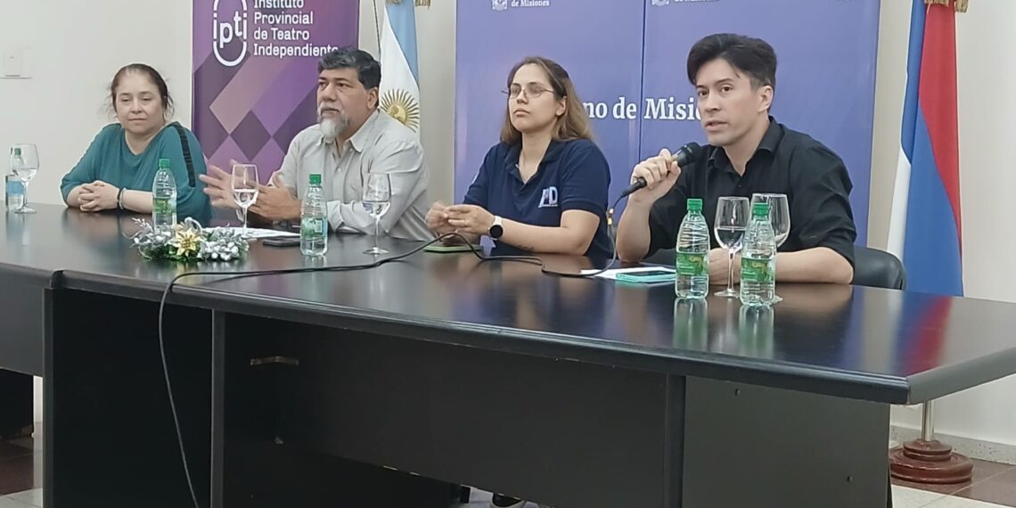 Trabajadores de la cultura denuncian desfinanciamiento propuesto en el proyecto de “Ley de Modernización Laboral” de Milei