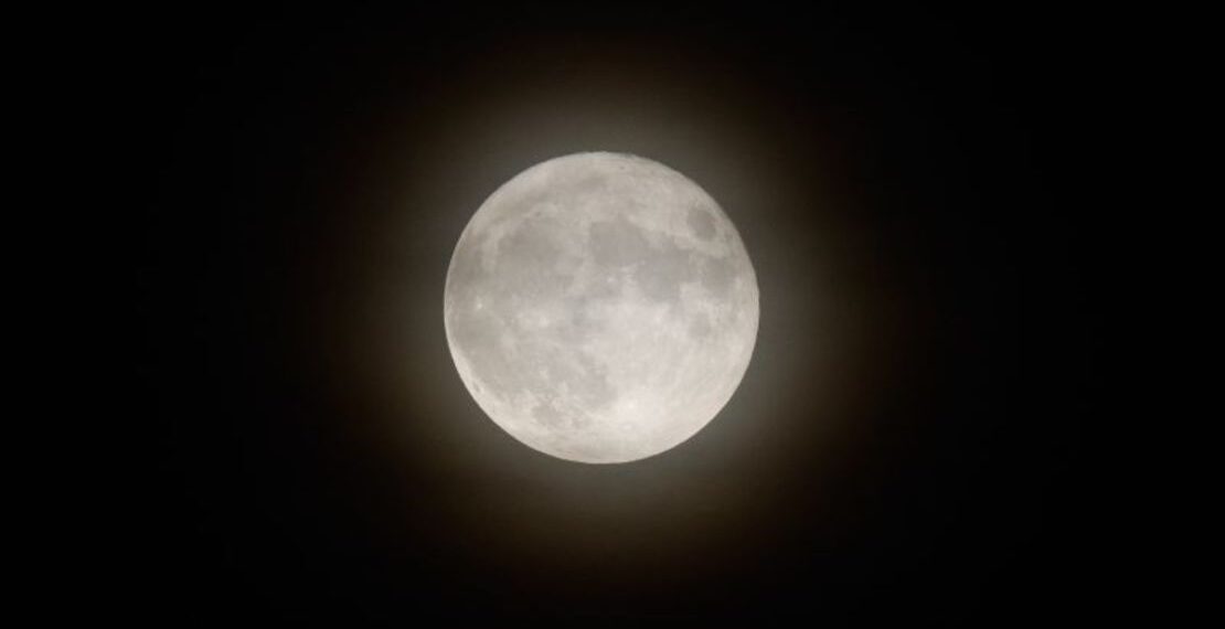 Desde hoy se puede ver la súper luna de diciembre