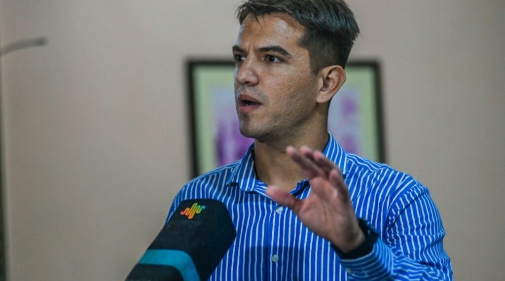 Martín Leiva asume como secretario de Hacienda de Posadas, tras la renuncia de Sebastián Guastavino