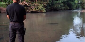 Tragedia en Mártires: hallaron sin vida al adolescente que se había sumergido en un arroyo