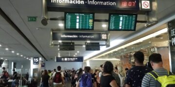 Turismo: la cantidad de argentinos que viajaron al exterior saltó 43,1% en 2025