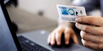 El Gobierno lanzó el nuevo DNI electrónico y modificó el pasaporte: qué cambia y desde cuándo rige