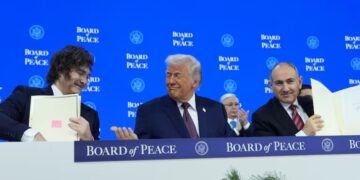 Milei firmó la integración de la Argentina al Consejo de Paz de Donald Trump