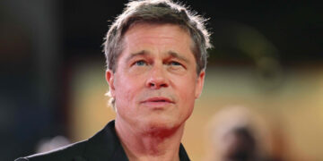 Brasil: creyó tener un romance con Brad Pitt, fue a esperarlo al aeropuerto y casi termina estafada