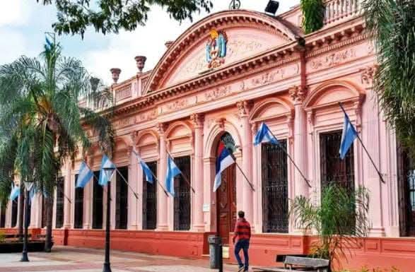 Passalacqua elimina más de 114 cargos jerárquicos y arranca un plan de rediseño del Ejecutivo de 90 días