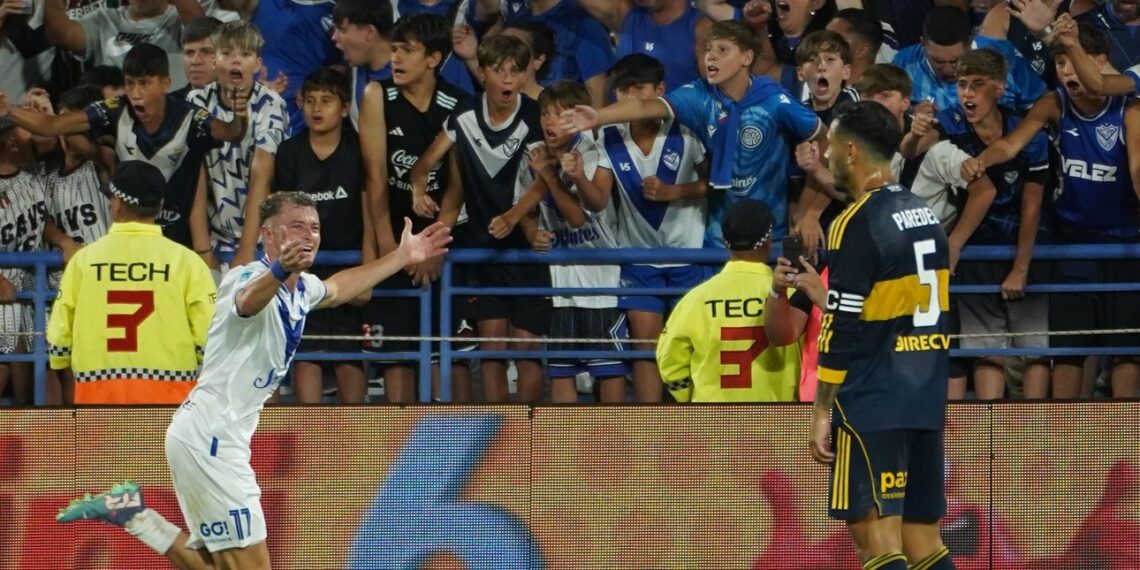 Vélez fue contundente en el segundo tiempo, le ganó 2-1 a Boca y es líder de su zona en el Apertura 2026