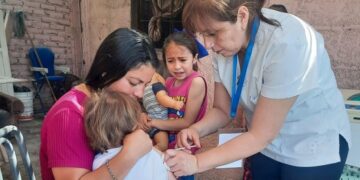 Adelantaron la segunda dosis de la Triple Viral a los 15 y 18 meses