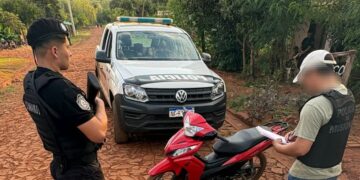 Wanda: demoran a un menor con cocaína lista para la venta y una moto robada