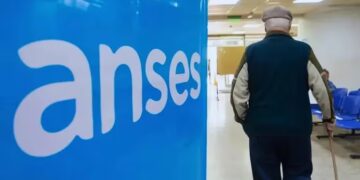 Anses oficializó un bono de hasta $70.000 a jubilados y pensionados para marzo