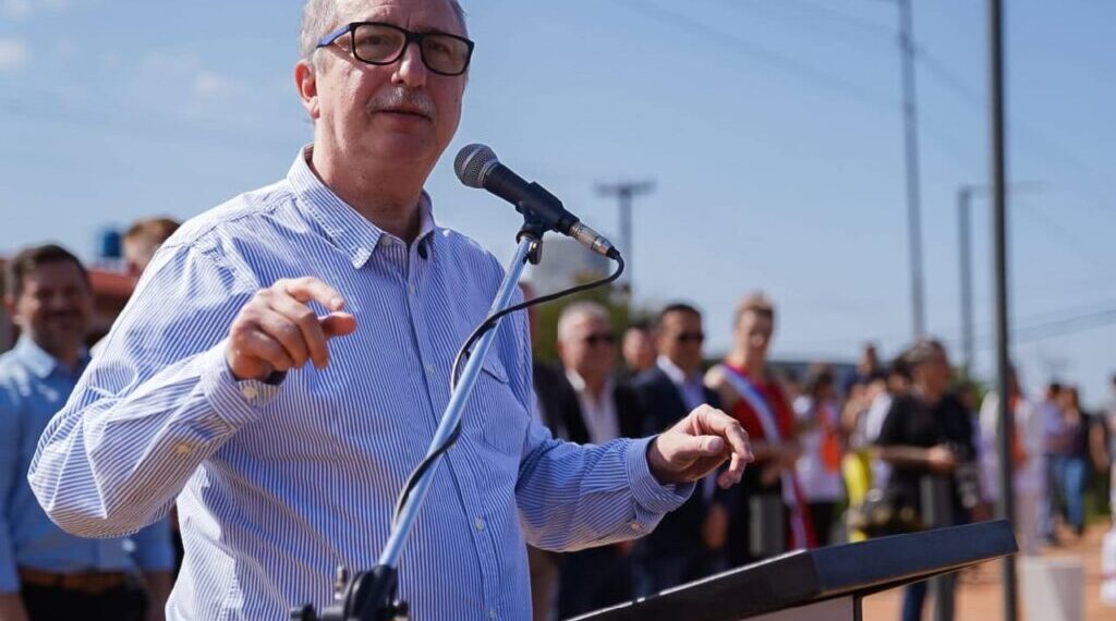 Misiones lanzó un plan de alivio financiero para empleados públicos y jubilados