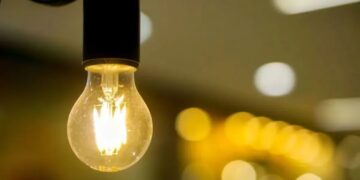 El Gobierno nacional autorizó nuevas tarifas de luz que regirán desde abril