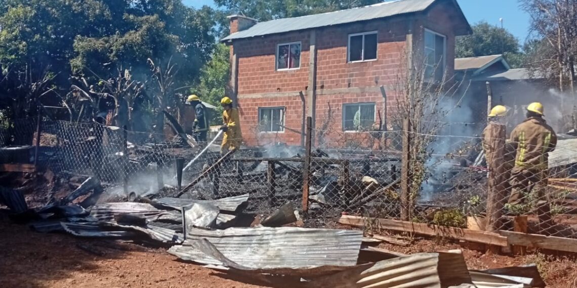 Una niña resultó lesionada tras el incendio de una vivienda en 9 de Julio