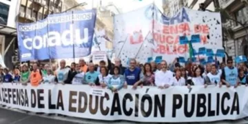Las universidades públicas comienzan una semana de protestas que complica el inicio de clases