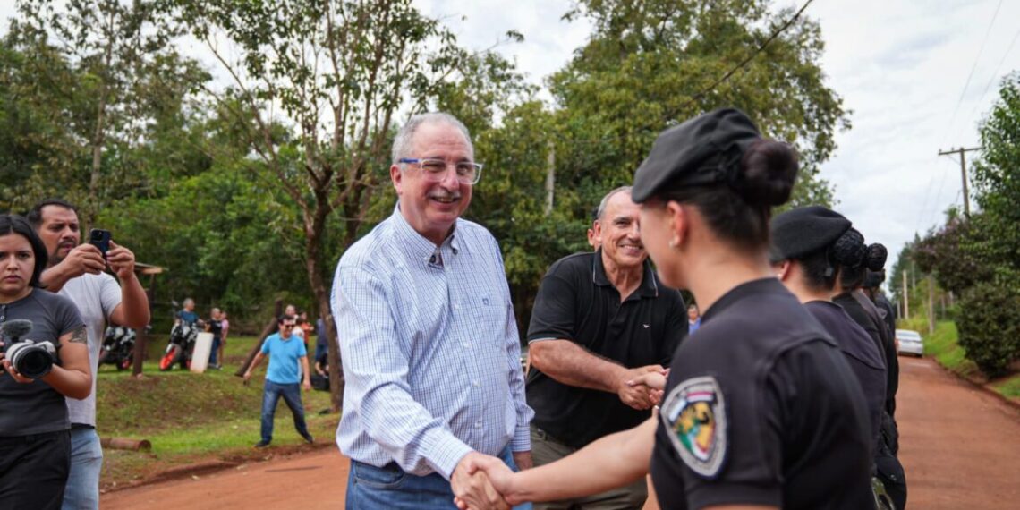 Passalacqua encabezó la puesta en funcionamiento de un destacamento policial en Eldorado