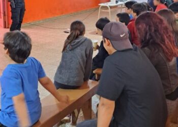 Refuerzan la seguridad en escuelas de Misiones con operativos y monitoreo digital