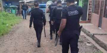 Megaoperativo policial con más de 2.500 efectivos en barrios de toda la provincia