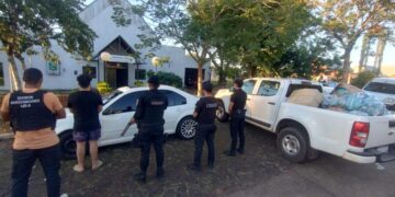 Posadas: chocó, amenazó y huyó: tenía contrabando millonario en su casa