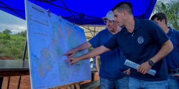 Passalacqua supervisó el avance de las obras sobre la ruta provincial 15 en El Soberbio