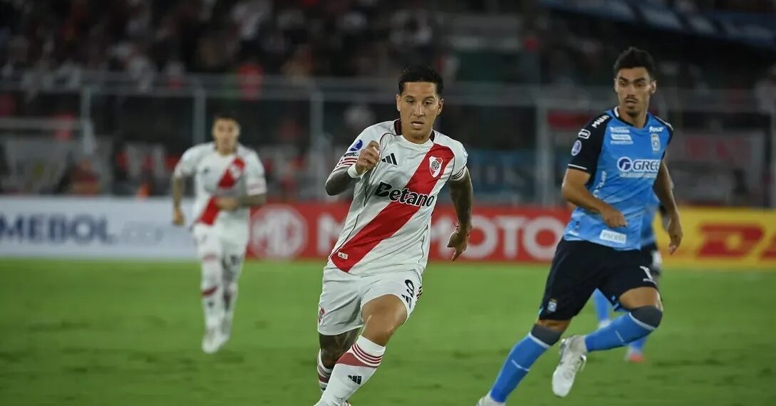 River aguantó con uno menos y se trajo un empate de Bolivia en su debut en la Copa Sudamericana