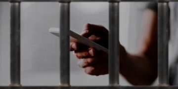 Nación autorizó el “bloqueo total” de celulares en cárceles federales de todo el país