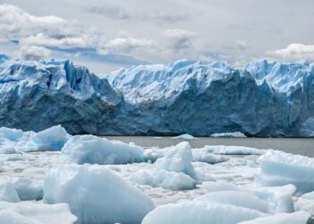 Nación promulgó la reforma de la Ley de Glaciares a dos semanas de su sanción en Diputados