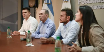 Posadas presentó un paquete de medidas fiscales para fortalecer la actividad comercial
