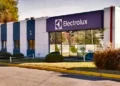 Electrolux deja de producir heladeras y despedirá personal en Rosario