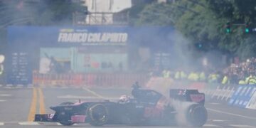 Frente a miles de fanáticos, Franco Colapinto llevó la F1 a las calles de Palermo
