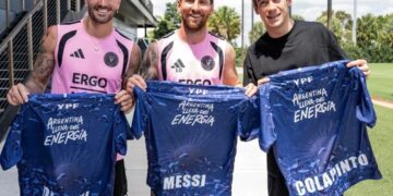 Colapinto cumplió su sueño y conoció a Lionel Messi antes del Gran Premio de Miami de la Fórmula 1