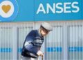 Jubilados cobrarán un bono de $70.000 y un aumento de 2,58% en junio