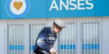 Jubilados cobrarán un bono de $70.000 y un aumento de 2,58% en junio