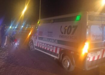 Posadas: buscan al conductor que atropelló a un motociclista y escapó