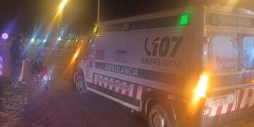 Posadas: buscan al conductor que atropelló a un motociclista y escapó