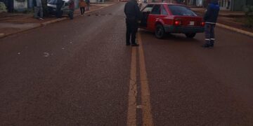 Se durmió al volante y chocó contra un auto estacionado en Eldorado