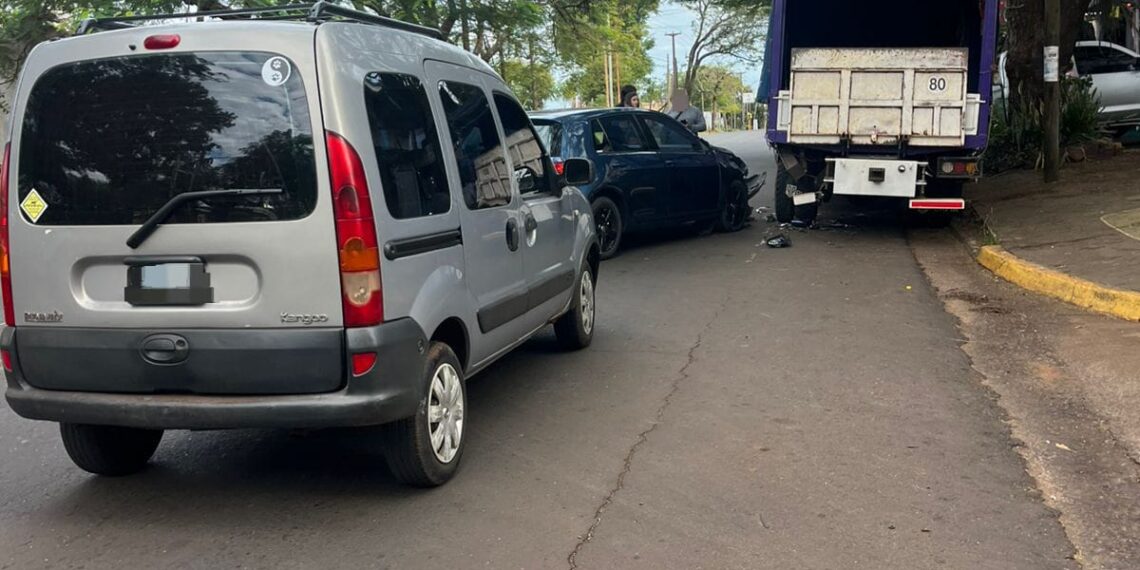 Una mujer resultó lesionada tras un choque en cadena en Posadas