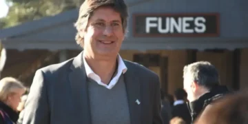 Un intendente pidió licencia para viajar al Mundial con sus amigos: “Lo necesito, trabajo mucho”