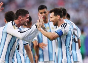 Argentina vs. Argelia: goleó 3-0 en el debut en el Mundial, con un hat-trick de Lionel Messi