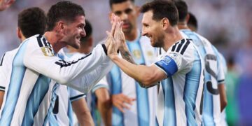 Argentina vs. Argelia: goleó 3-0 en el debut en el Mundial, con un hat-trick de Lionel Messi