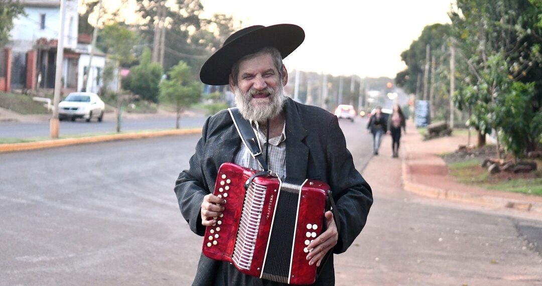 Falleció el reconocido músico misionero “Moni” Encina