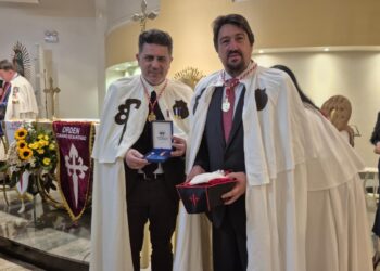 Prestigiosa distinción internacional: Patricia Durán y Maurice Closs fueron investidos como Dama y Caballero de la Orden del Camino de Santiago