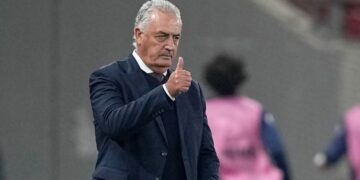 Alfaro: “Cuando veas la sombra de un gigante, fijate dónde está el sol, porque puede ser la sombra que proyecta de un enano”