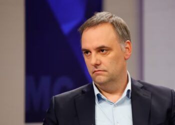 Adorni admitió que ocultó 500.000 dólares en sus declaraciones juradas: “Ahorramos en negro”