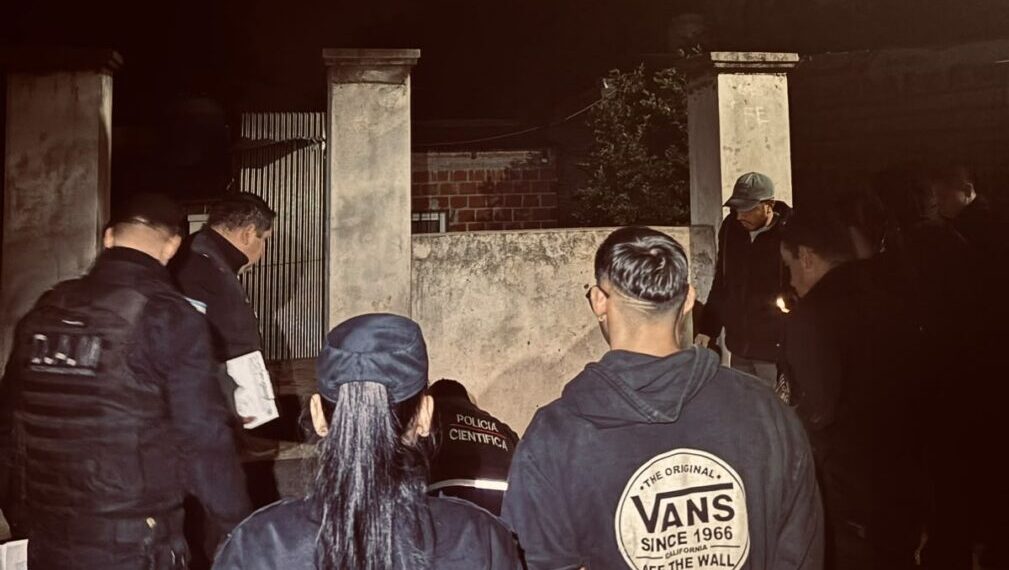 Garupá: detuvieron a un dealer de 18 años con cocaína, armas y una camioneta