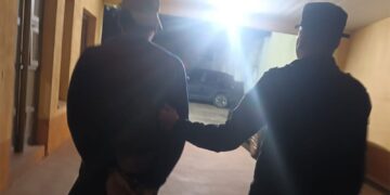 Posadas: su pareja lo dejó solo en un motel y terminó preso por destrozar la habitación
