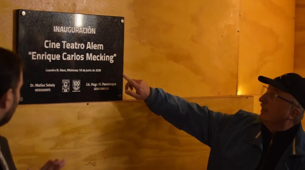 Passalacqua celebró la apertura del Cine Teatro de Alem: “Un punto de encuentro para la cultura”