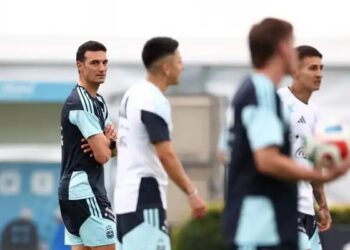 Con posibles variantes en el equipo, la Selección retoma los trabajos pensando en Austria
