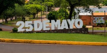 Gabinete e intendentes se reúnen en 25 de Mayo para continuar agenda de articulación territorial
