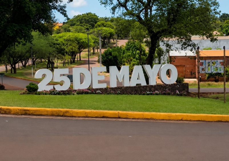 Gabinete e intendentes se reúnen en 25 de Mayo para continuar agenda de articulación territorial