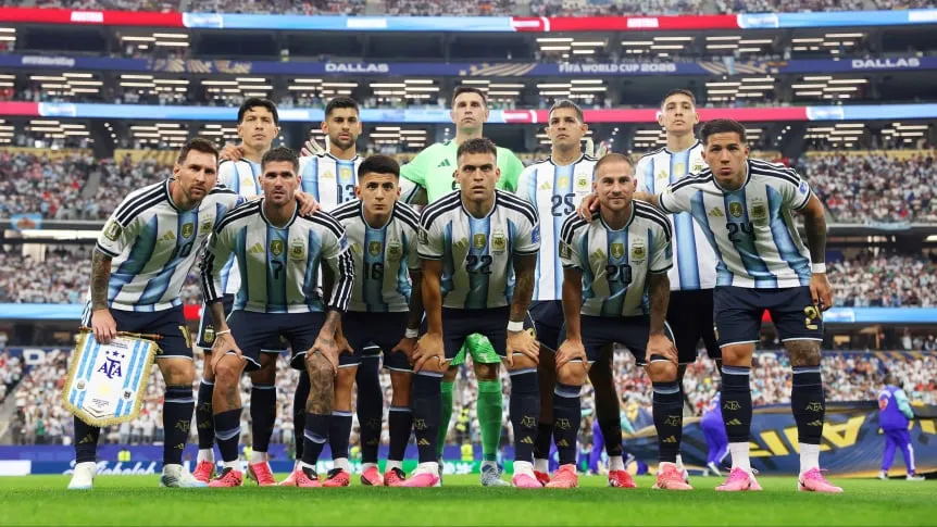 Con dos goles de Messi, Argentina clasificó para la próxima instancia del Mundial 2026
