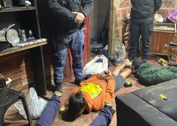 Allanan y capturan a doce integrantes de una banda investigada por robos y estafas en Posadas